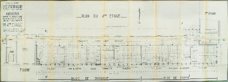 Manoir de Chènevoux, puis collège de jésuites, puis école centrale, puis lycée de garçons, actuellement lycée d'enseignement secondaire Jean-Puy