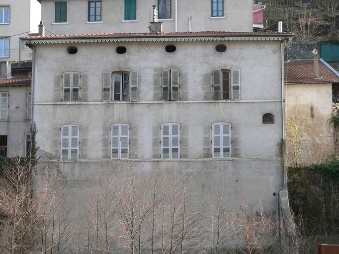 Maison actuellement non occupée