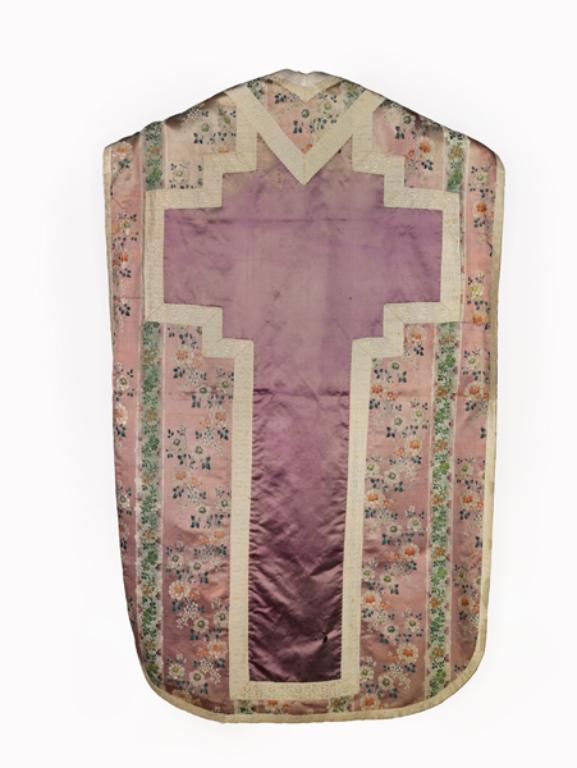 chasuble, étole, manipule : ornement violet