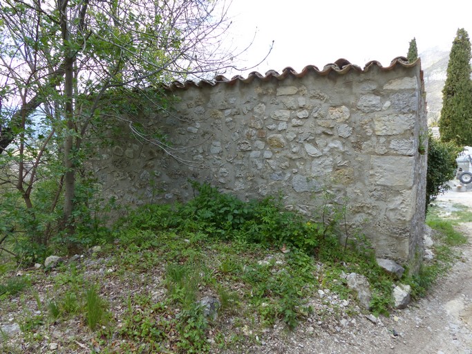 Fontaine, lavoir et abreuvoir du Terron