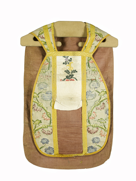 chasuble : ornement blanc n°2