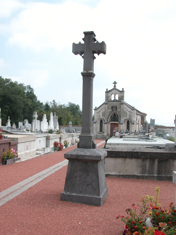 Croix de cimetière