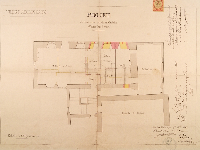 Château fort, puis château, actuellement hôtel de ville