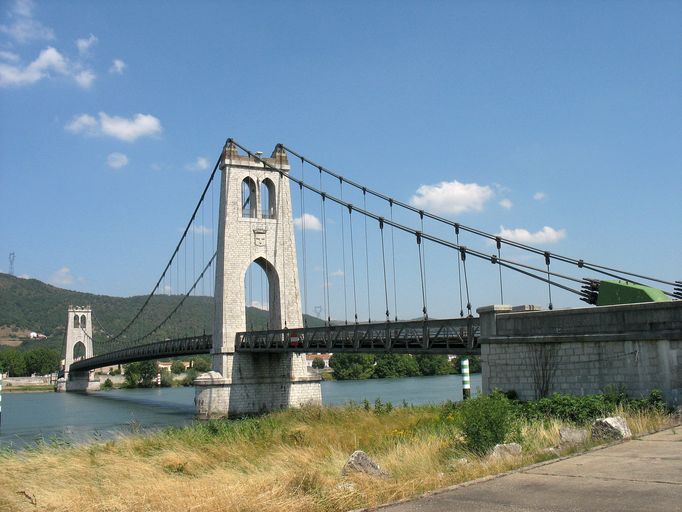 Pont routier