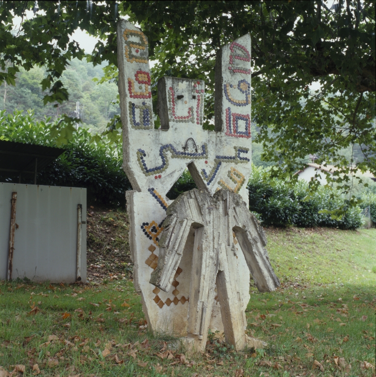 Ensemble des sculptures contemporaines de Sail-sous-Couzan