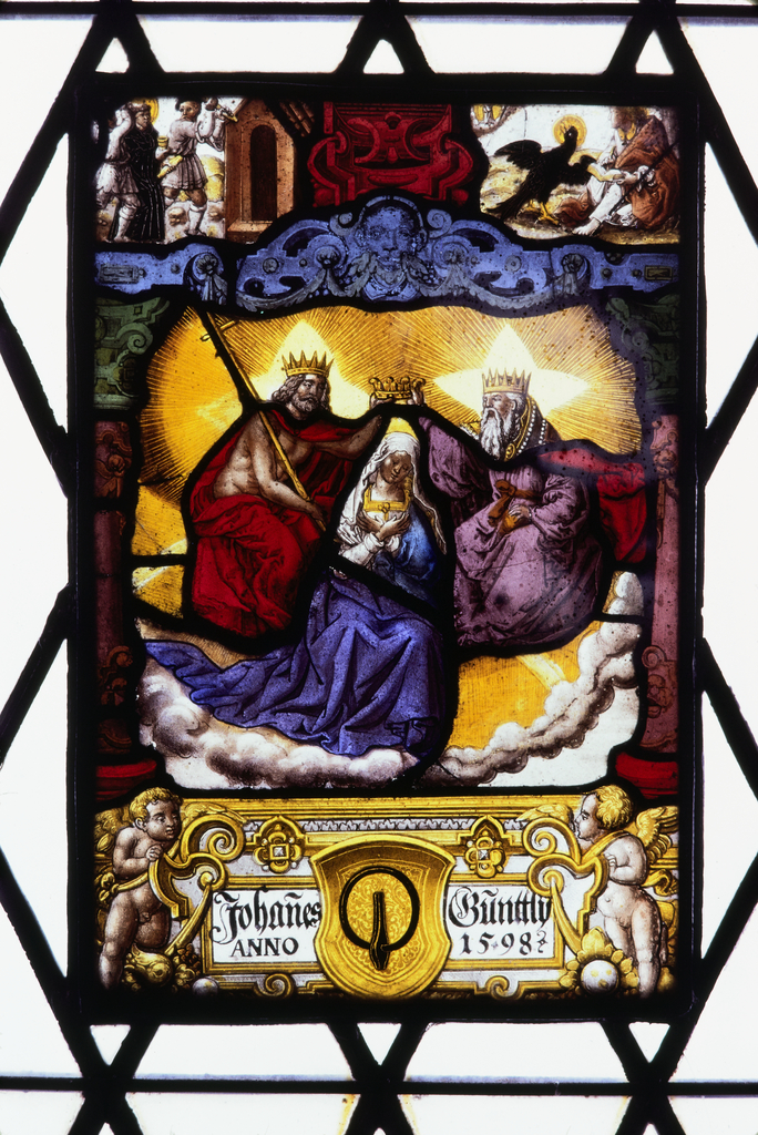 Verrière : Couronnement de la Vierge, saint Jean écrivant (baie 1), verrière figurée