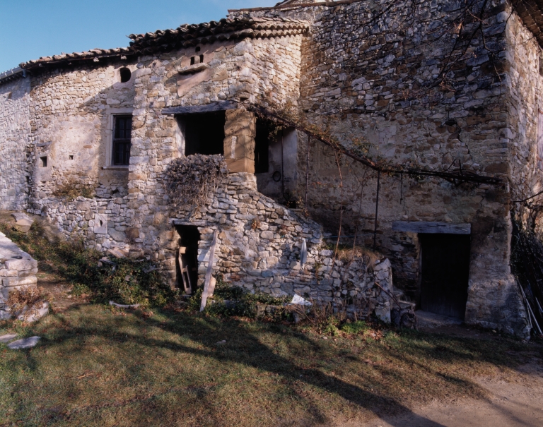 Les maisons et les fermes du canton de Grignan