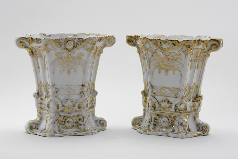 Ensemble de 2 vases d'autel (n°2)