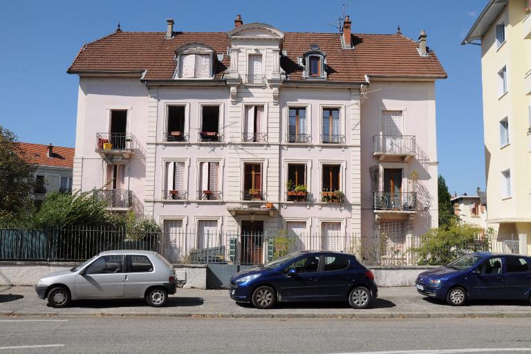Maison, puis demeure d'architecte, dite Villa des Marronniers, actuellement immeuble, dit Les Marronniers