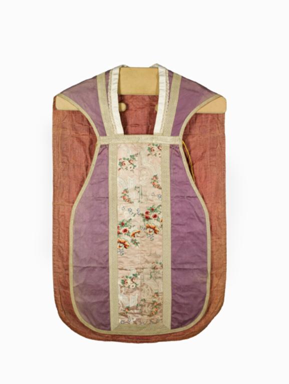 chasuble : ornement violet