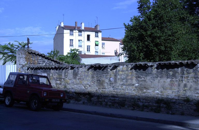 mur de clôture