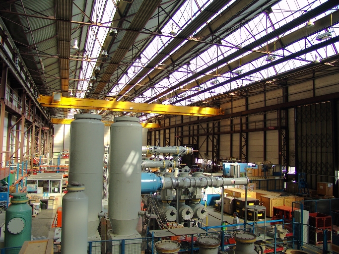 Usine de construction électrique, La Savoisienne, puis Alsthom-Savoisienne, puis Alsthom-Atlantique, puis Alsthom, puis GEC-Alsthom, puis Alstom, actuellement AREVA T et D Aix-les-Bains