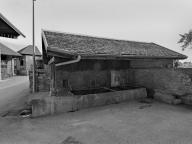 Bassin (fontaine, lavoir, abreuvoir) couvert