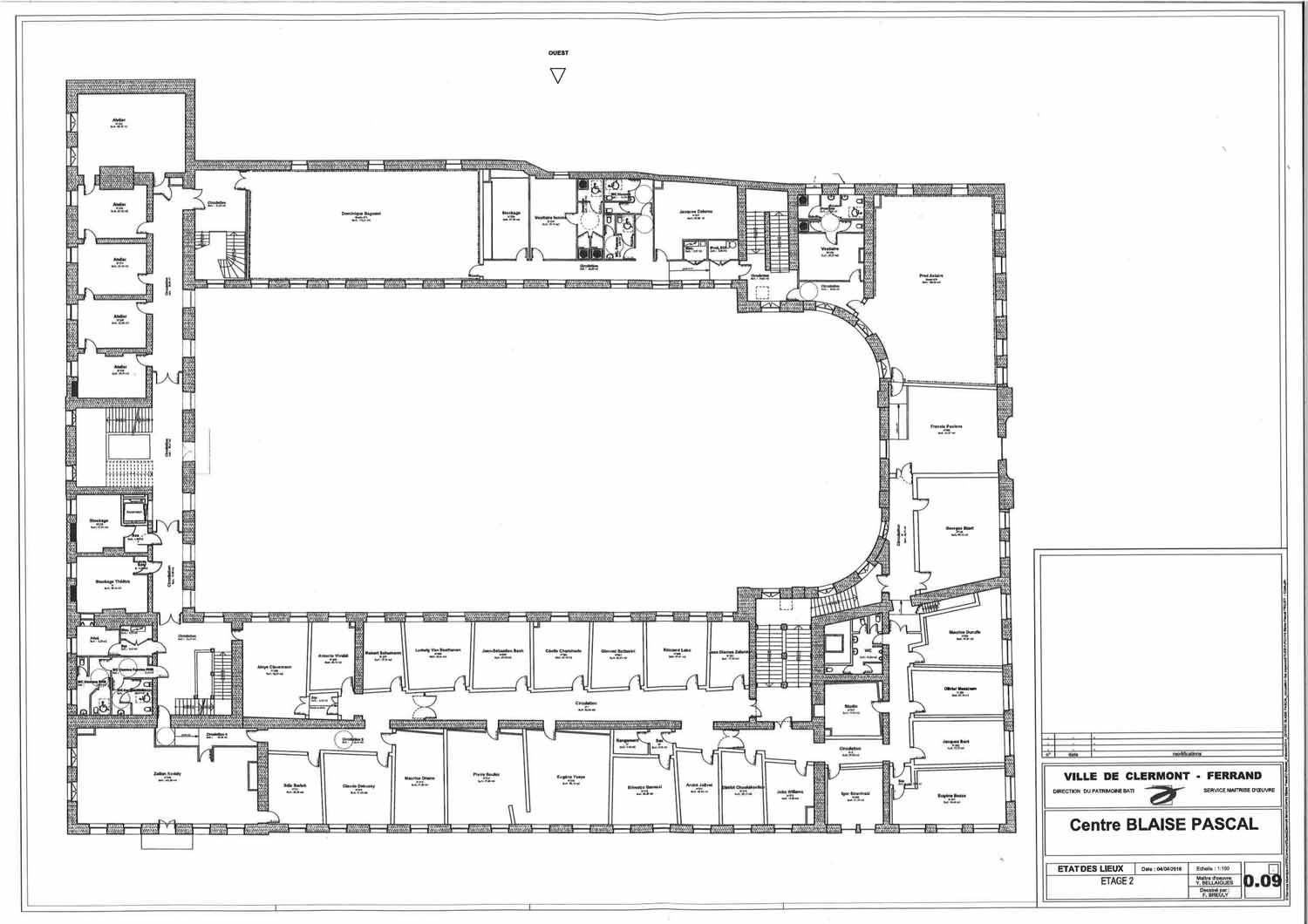 Collège des jésuites de Clermont dit collège royal ou Grand collège ; institut national ; école centrale ; lycée ; collège royal ; lycée impérial ; lycée de garçons dit lycée Blaise-Pascal ; centre culturel Blaise-Pascal et conservatoire Emmanuel-Chabrier