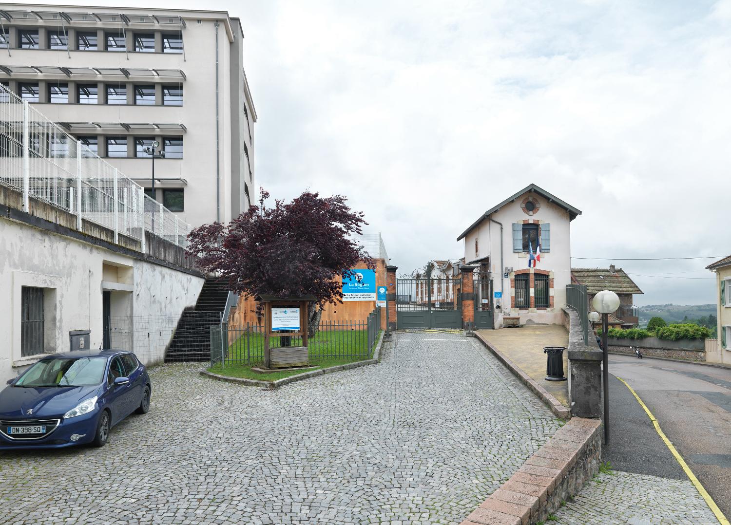 Collège d'enseignement technique, actuellement lycée polyvalent François-Mansart