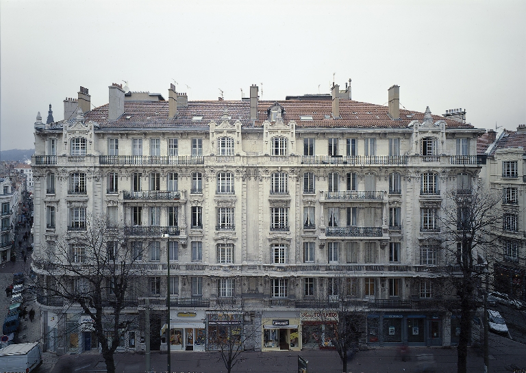 Ensemble de deux immeubles jumelés dits Immeubles modernes