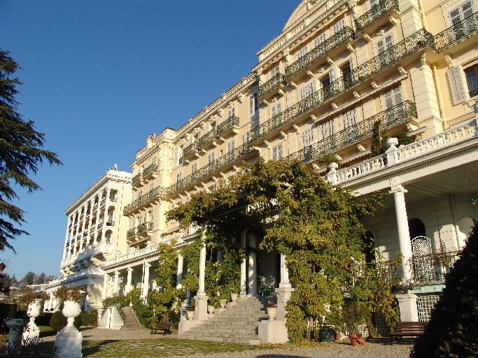 Hôtel de voyageurs, Hôtel Splendide, actuellement immeuble, dit Résidence Le Splendide