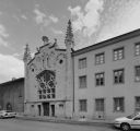 Salle des fêtes et établissement administratif des Etats de Forez, puis salle capitulaire appelée Diana, aujourd'hui bibliothèque de la Société historique et archéologique du Forez