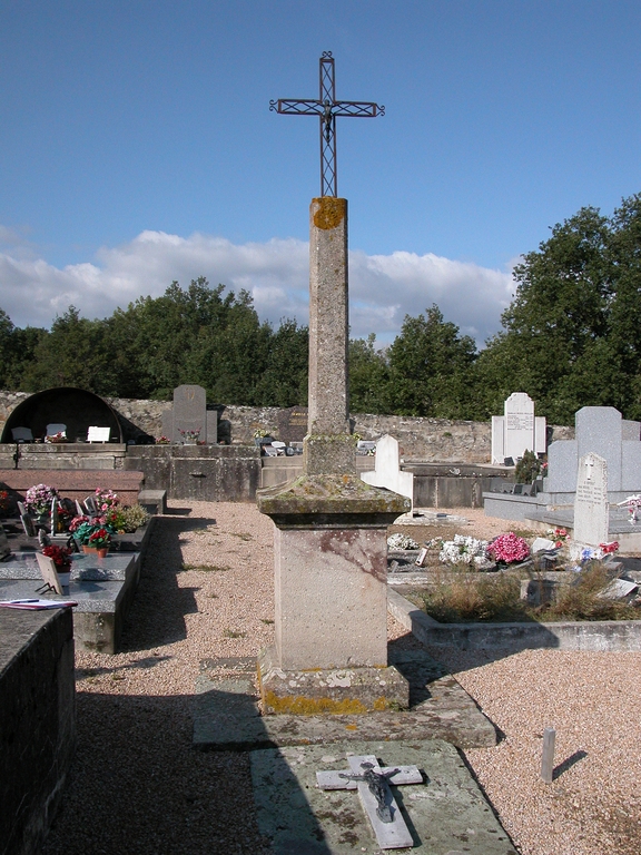 Croix de cimetière