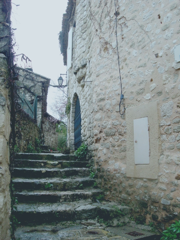 Le village de Valaurie