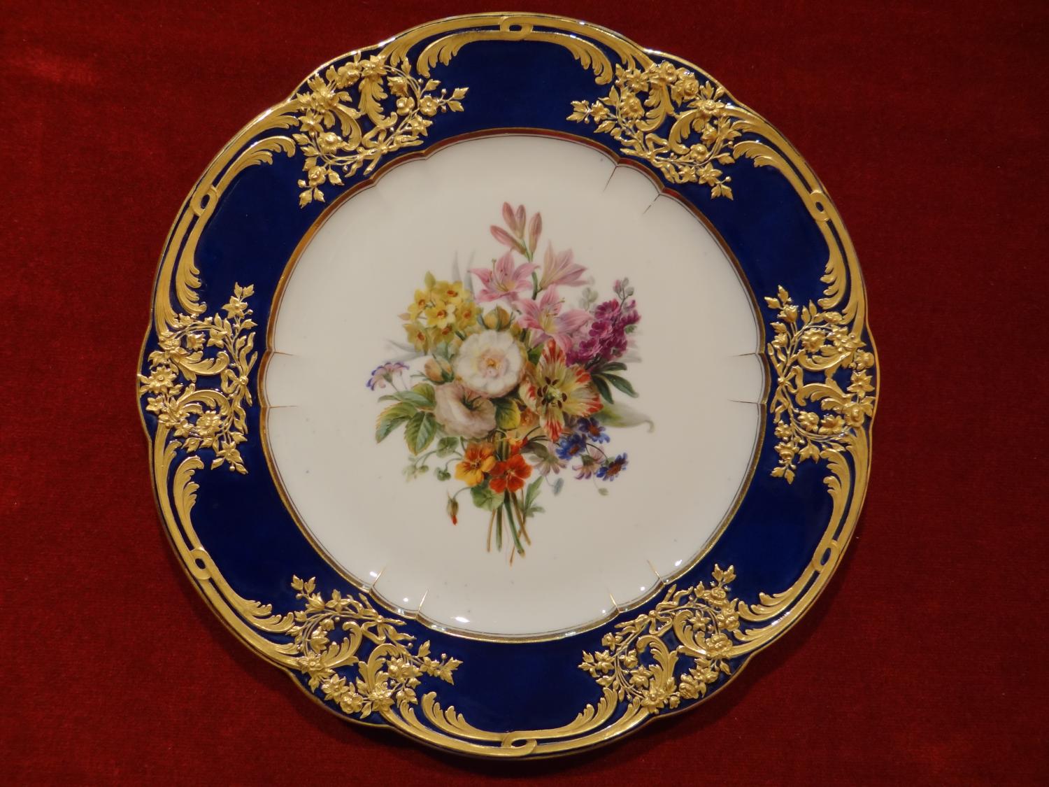 Assiette au chiffre du duc de Nemours