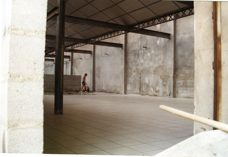 Ferblanterie Bonnefoy puis impression sur étoffes Meyer puis teinture pour fabrique Manhès L. puis Boindin P. Équipement électrique et Pelletier J. Repousse sur métaux puis Flexelec actuellement École Émile Cohl