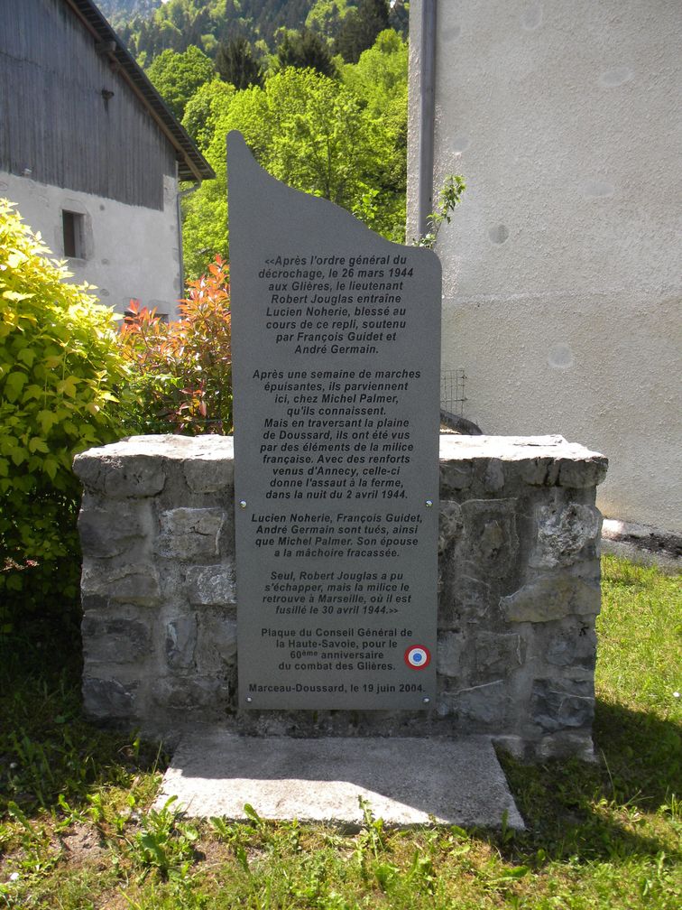 Monument aux morts dit stèle de Marceau