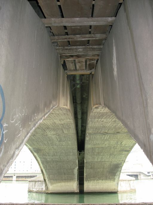 Pont routier de Lattre de Tassigny