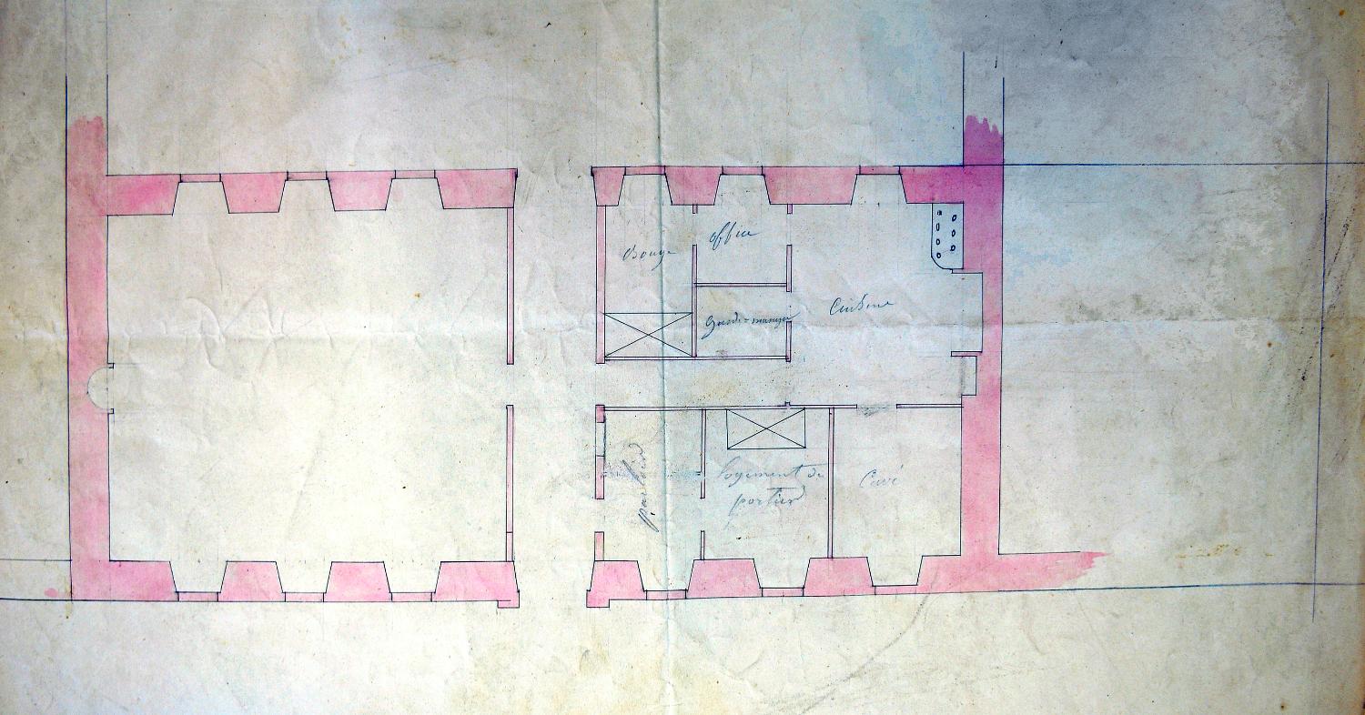 Collège de jésuites de Saint-Flour, dit collège de Fontanges, puis école secondaire municipale, collège municipal, lycée municipal, groupe scolaire Victor-Hugo, actuellement groupe scolaire Hugo-Vialatte et immeuble communal