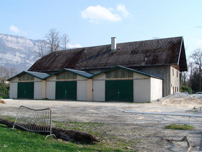 Moulin, puis ferme Blanchard, actuellement foyer