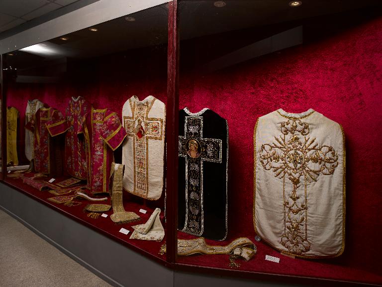 Les ornements liturgiques du musée dit Historial de sainte Agnès de Langeac