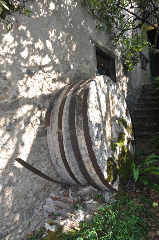 Moulin à farine et battoir Bellemain puis minoterie Bovagnet actuellement logement et sans affectation