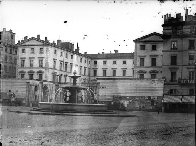 Fontaine des Jacobins