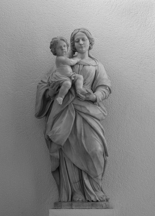 Statue : Vierge à l'Enfant