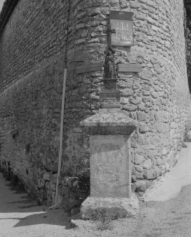 Les croix monumentales du canton de Grignan