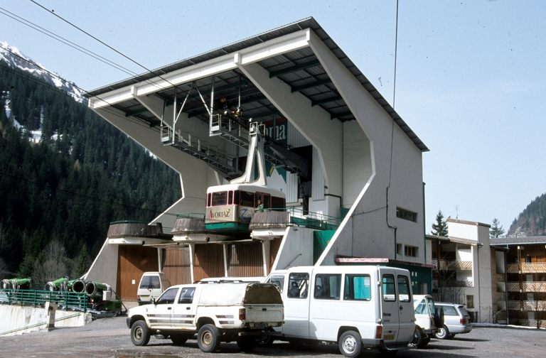 Gare inférieure du téléphérique des Prodains