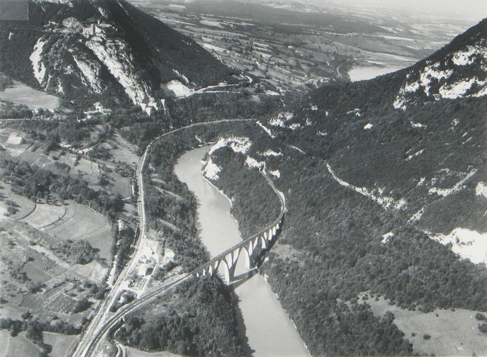 Viaduc ferroviaire de Longeray