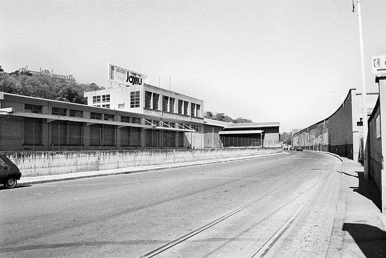 Usine de pâtes alimentaires Rivoire et Carret, puis Marché Commun du Meuble, puis Emmaüs