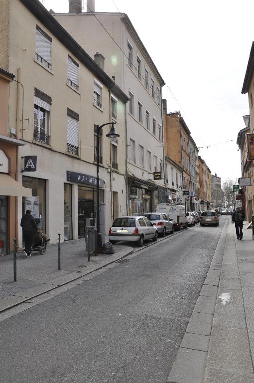 Immeuble-atelier, actuellement immeuble à logements