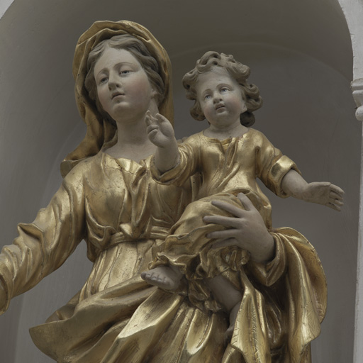 Statue : Vierge à l'Enfant