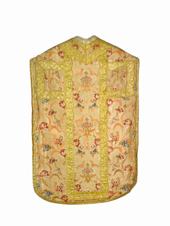 chasuble, étole, manipule, voile de calice, bourse de corporal : ornement rose