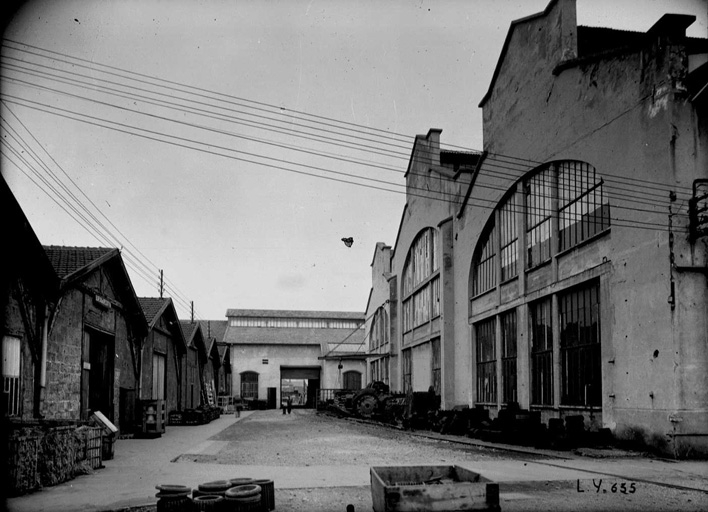 Usine de matériel électrique industriel Grammont dite Ateliers de Lyon et du Dauphiné puis le matériel électrique S.W. Schneider-Westinghouse actuellement Jeumont-Schneider