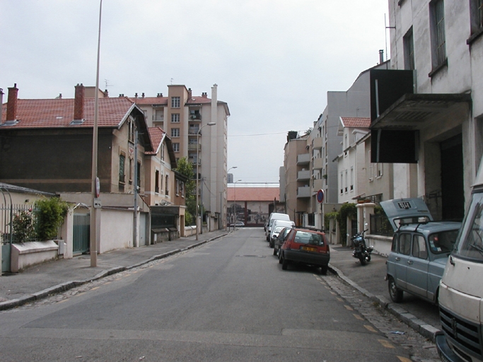 Usine d'apprêts des étoffes dite Société Anonyme du Moulinage de Givors puis Société Anonyme des Établissements Gamma actuellement Les  collectifs  culturels  et  artistiques  du  site  dit  "Lamartine" (2015)