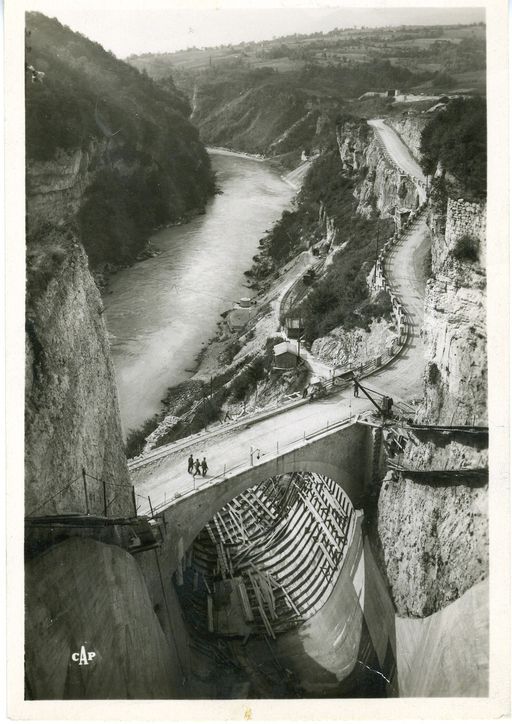 Barrage et centrale hydroélectrique de Génissiat