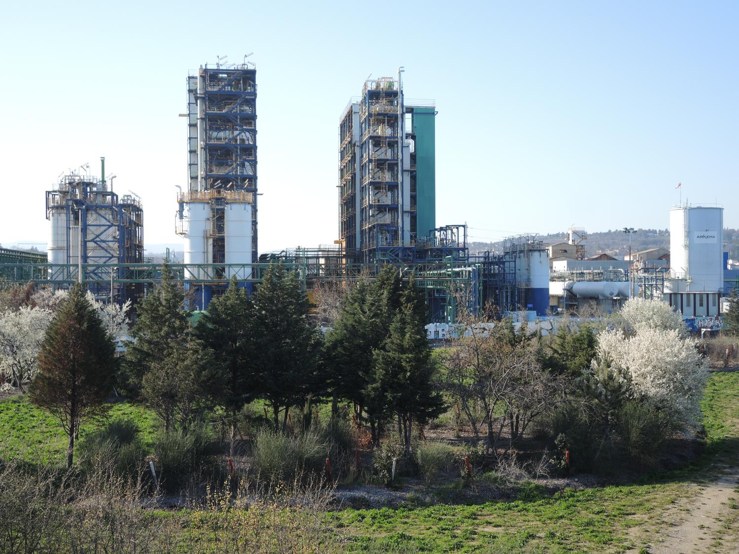 usine de produits chimiques Arkema centre de recherche Rhône-Alpes site de la Mulatière