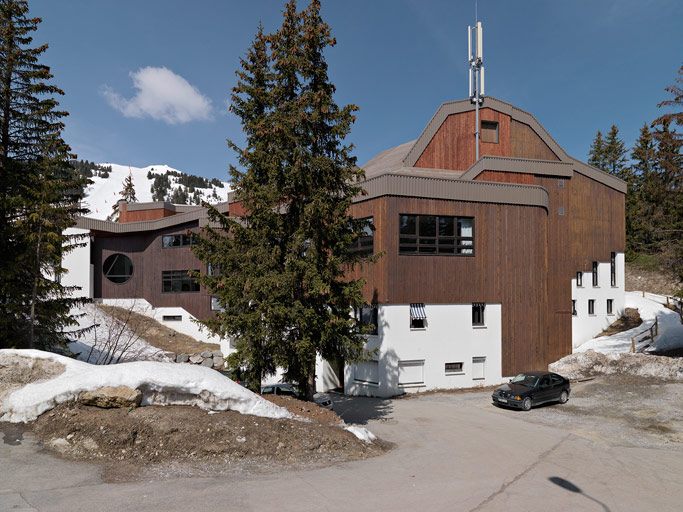 Centre culturel, hôtel de voyageurs