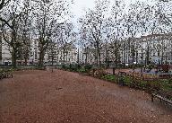 Place Aristide-Briand, anciennement place de l'Abondance