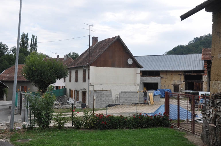 Moulin puis scierie Carotte actuellement logement