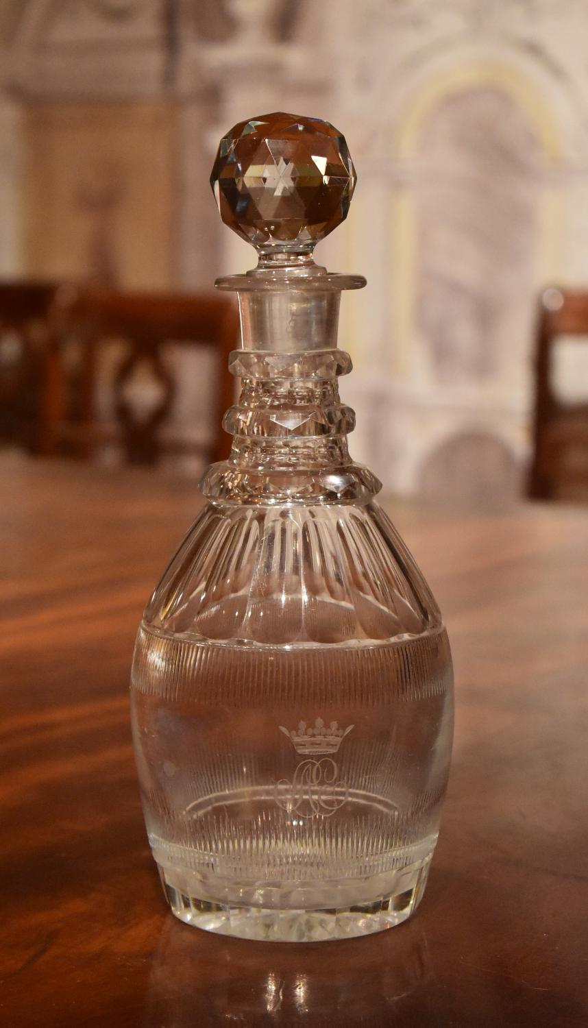 carafe gravée du n°54 : bouchon