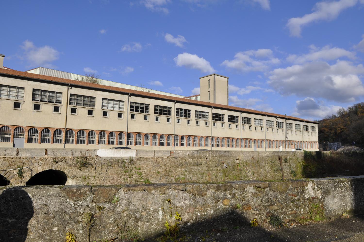 Usine de papeterie et cité ouvrière Montgolfier - Canson actuellement musée et société MP Hygiène Papeterie Pupil